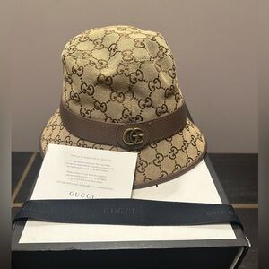 Authentic Gucci Beige GG Canvas Bucket Hat